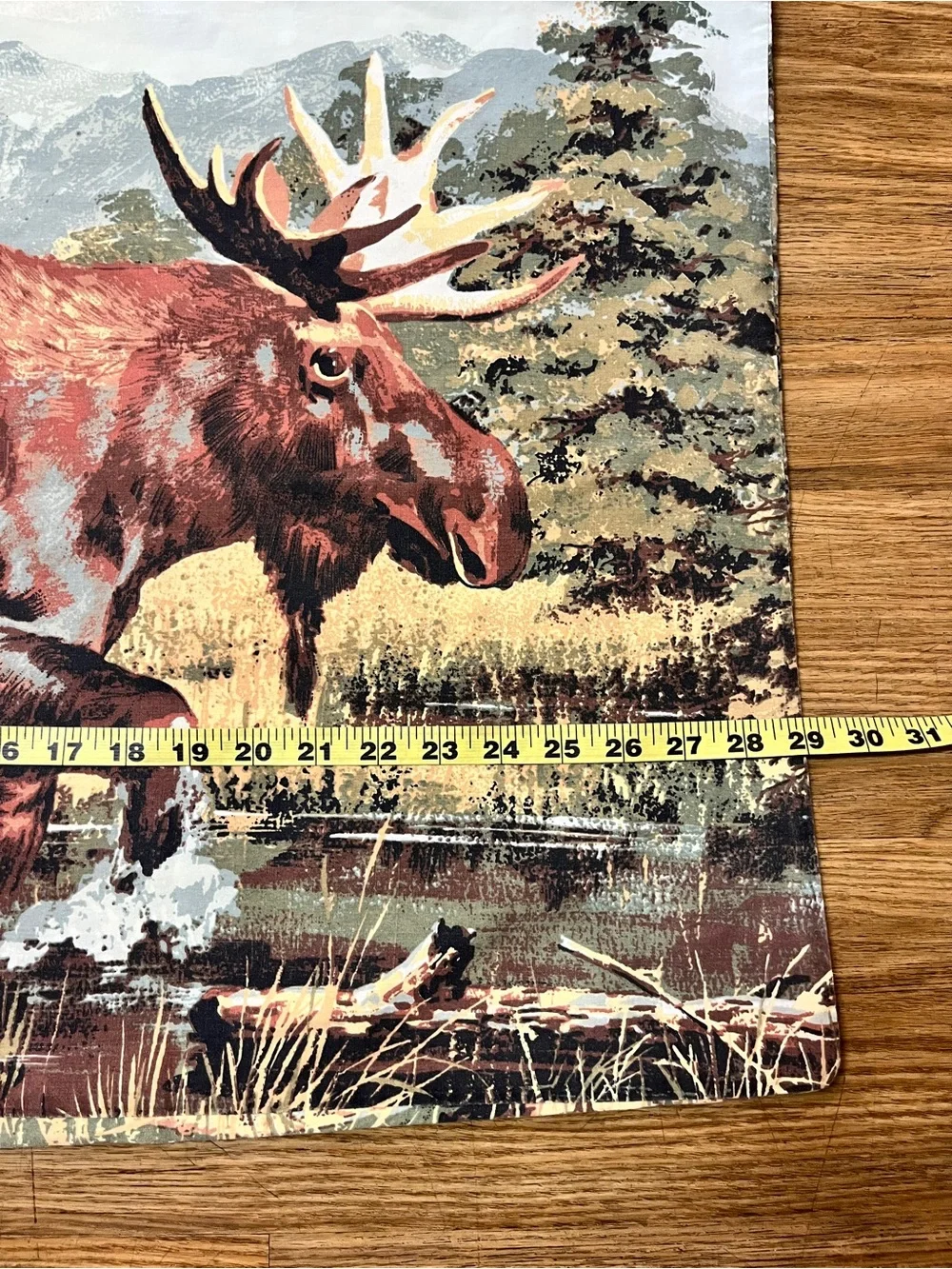 Vintage Set of 4 Handmade Fabric Wildlife Hunting Cabin Placemats Bear Wolf Deer